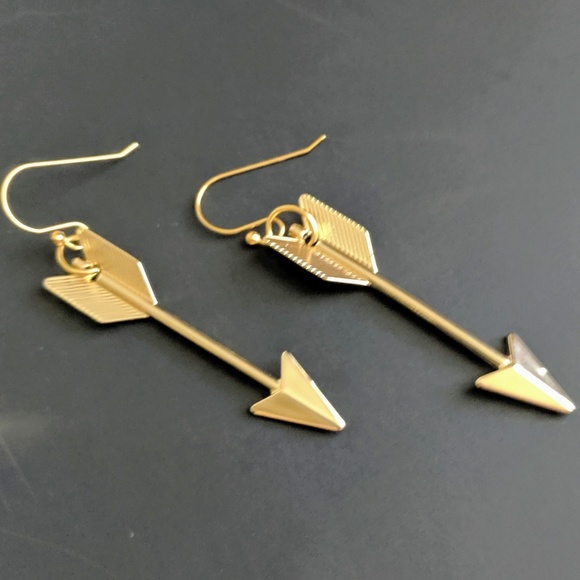 Arrow Earrings - Picture 3 of 5